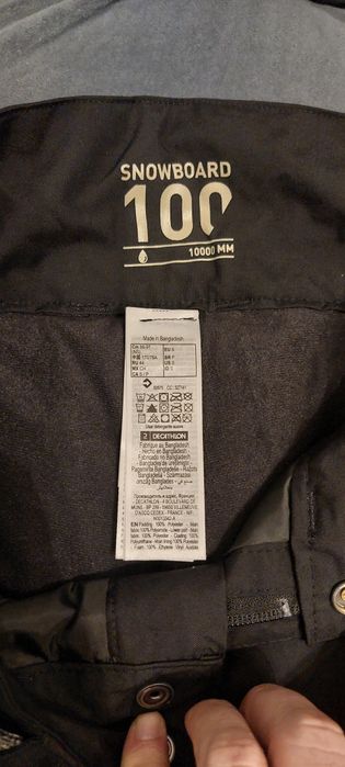 Vând pantaloni Ski-produs nepurtat