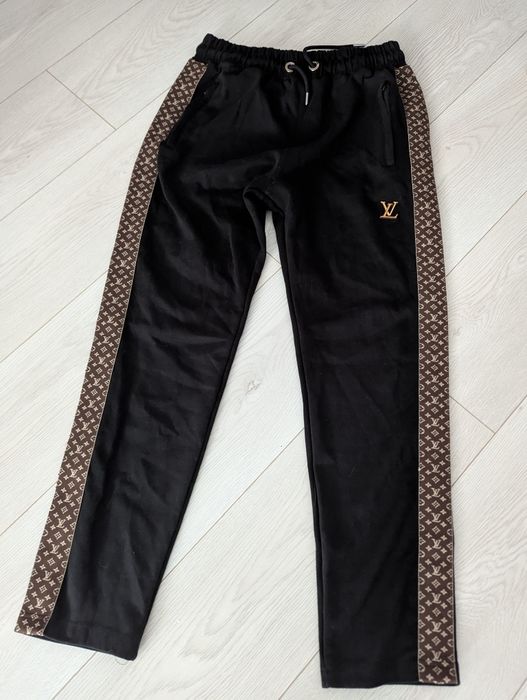Pantaloni Louis Vuitton bărbați mărimea XL