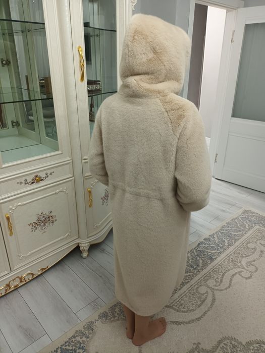 Продам новую эко шубу