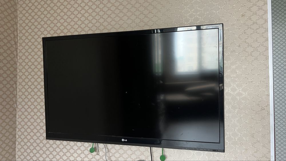 Продаю телевизор “LG”