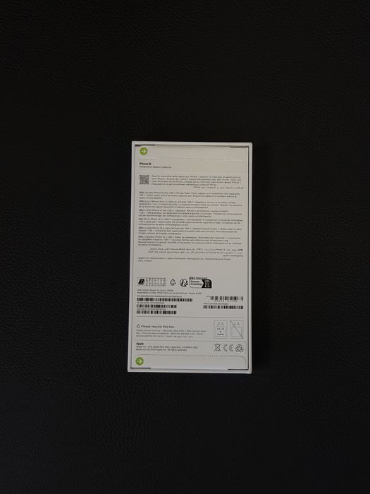 Чисто нов iPhone 16