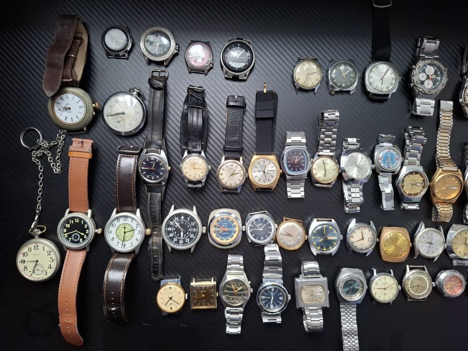 Лот от часовници - механични и кварцови