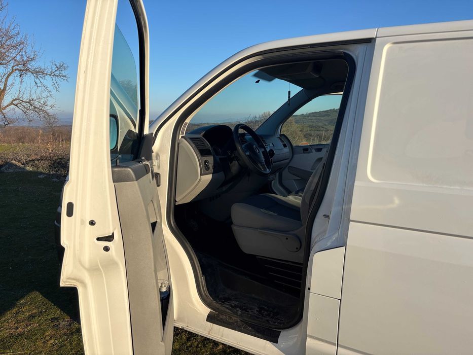 VW Transporter T5 2.0 TDI – 75 kW – 2014 г. – 230 000 км
