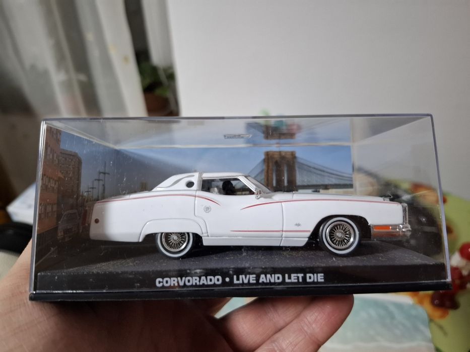 Machetă mașină de epocă - Live & Die 007