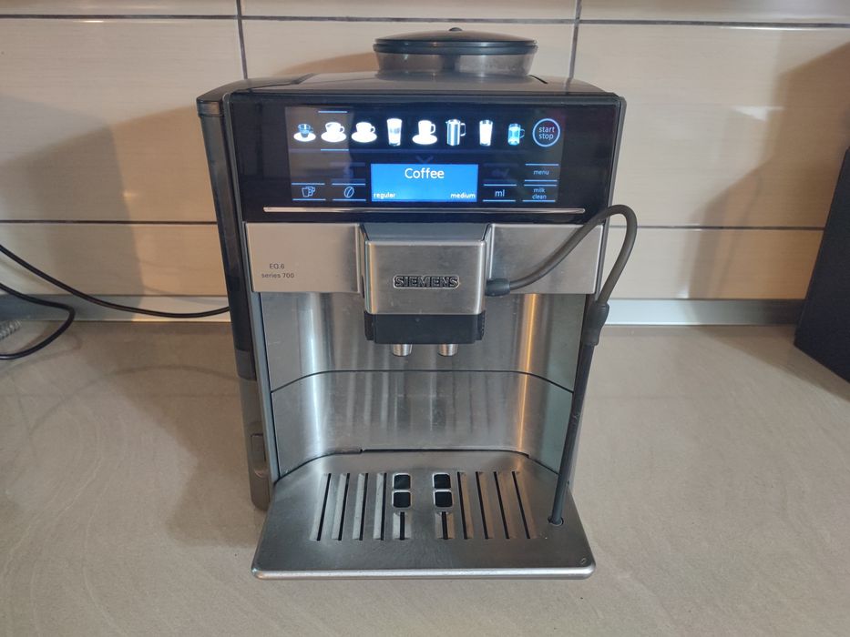 Espresor Siemens EQ 6 seria 700 cafea, se emite factura