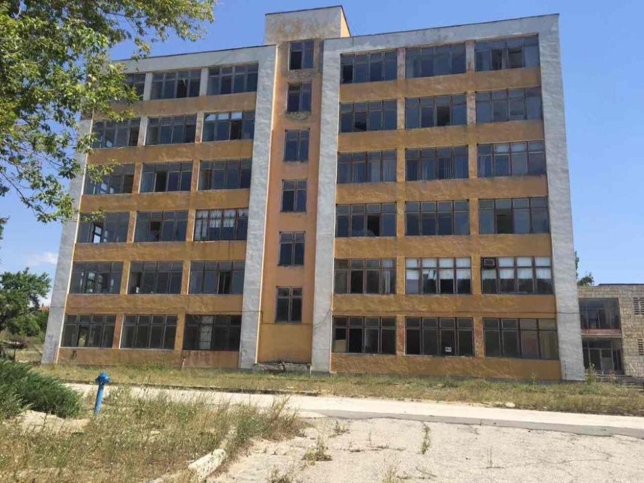 Продава се Промишлена сграда в Лозница - 2652 кв.м за 22 €/кв.м - Снимка #2