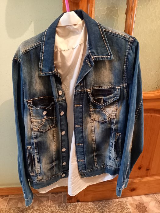 Джинсовка фирменная размер 48