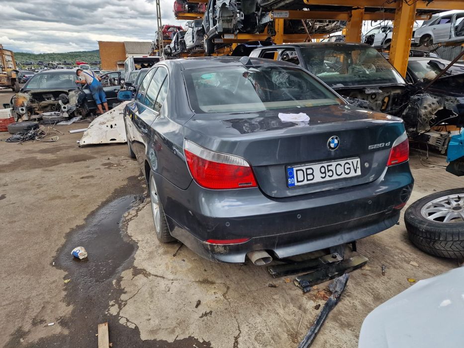 Dezmembram BMW Seria 5 E60/E61 (2003 - 2007) 2.0 d M47 204D4