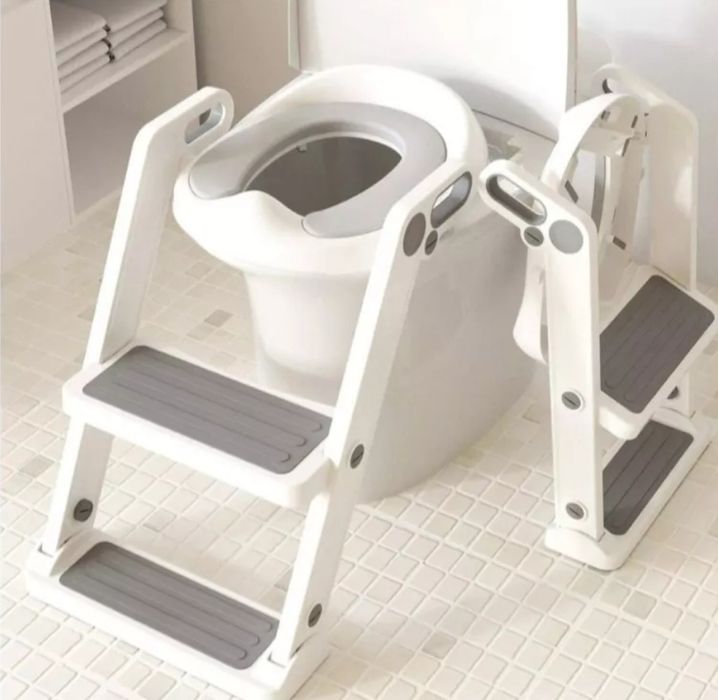 Сиденье для унитаза со ступенькой