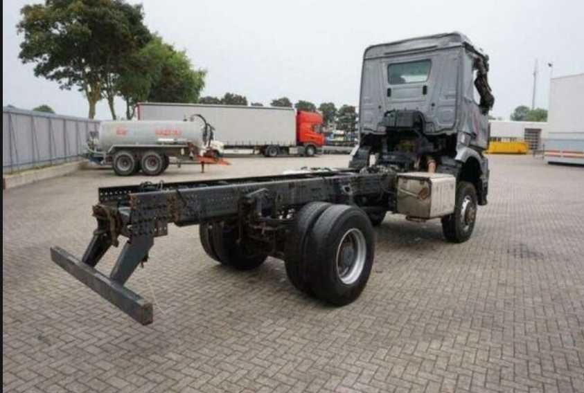 Dezmembrari camion Mercedes Arocs 4145 4445 8x4 santier piese/Mercedes