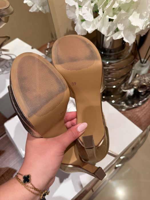 дамски токчета марка СТW