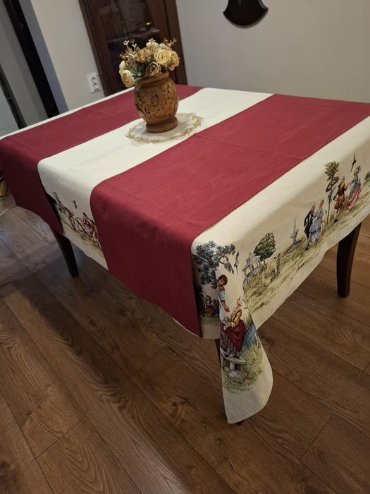 Жакардова покривка с два тишлайфера