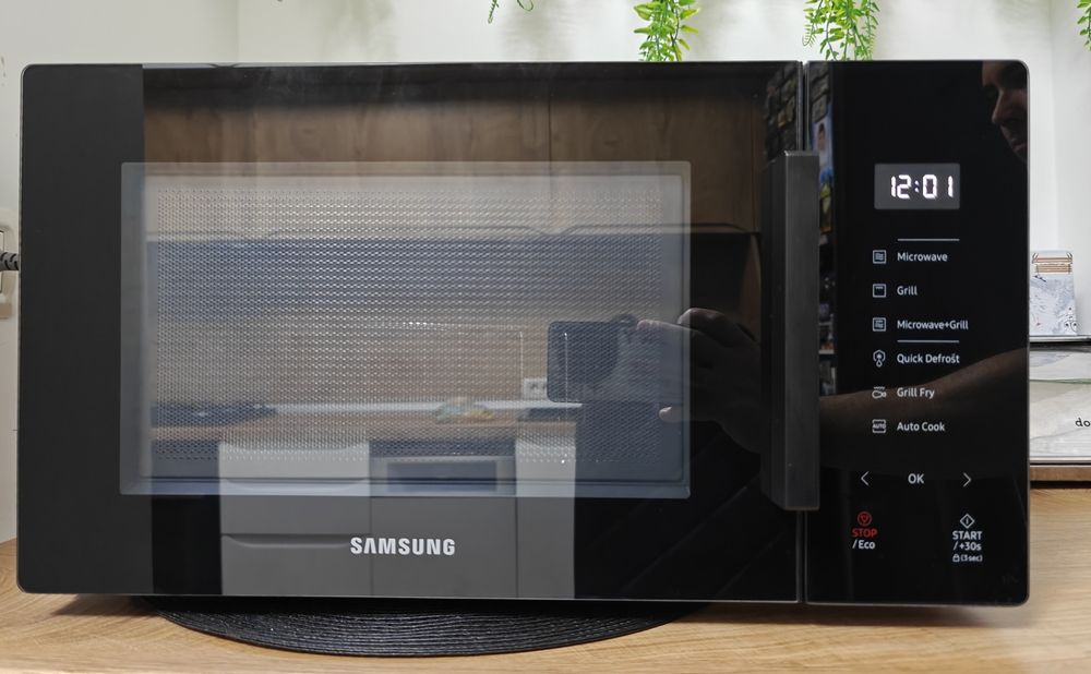 Cuptor cu microunde Samsung