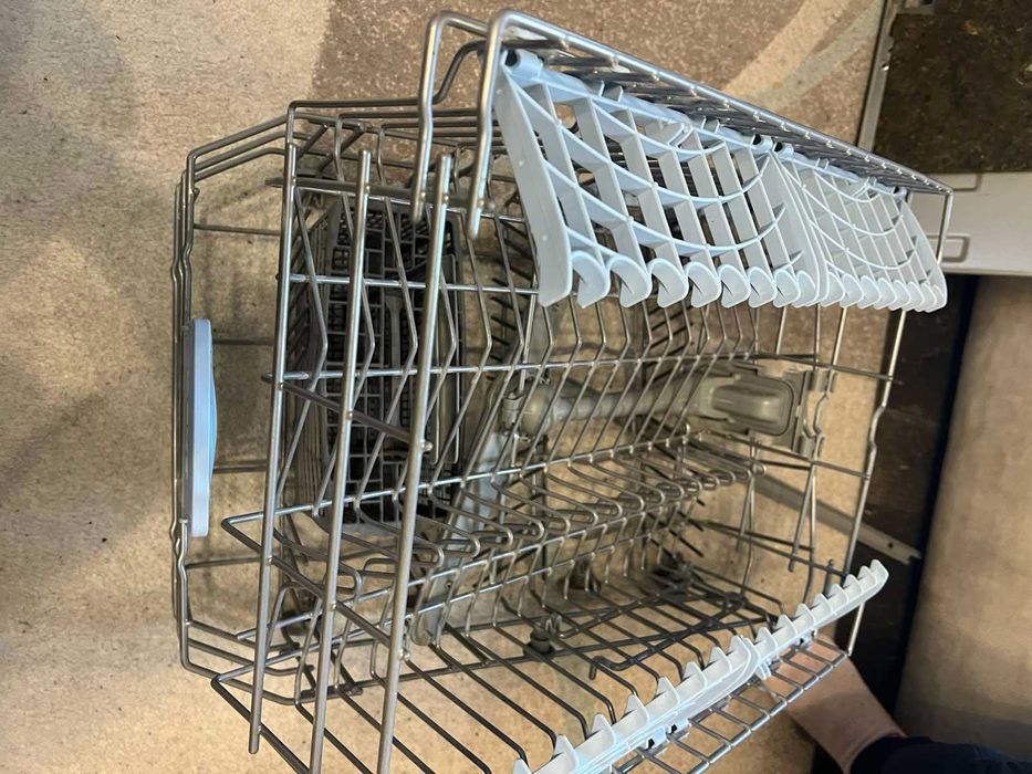 Съдомиялня за вграждане Beko