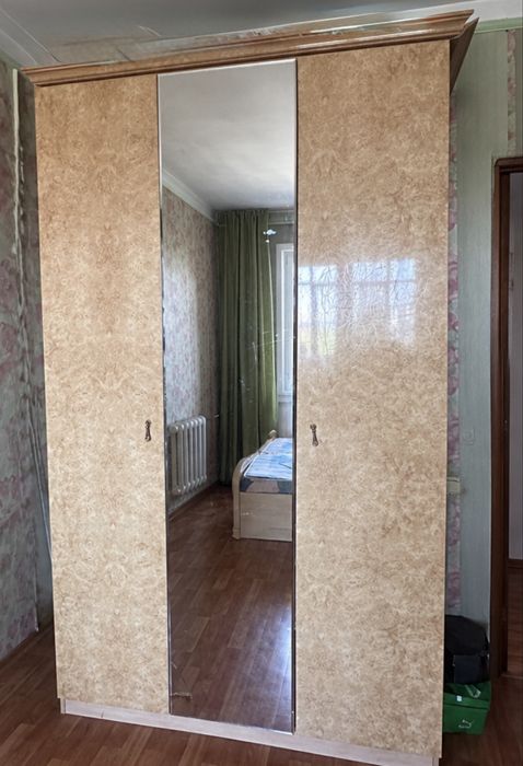 Продается Спальный гарнитур СРОЧНО