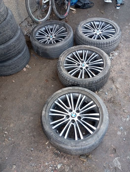 Продам диски R18 оригинал