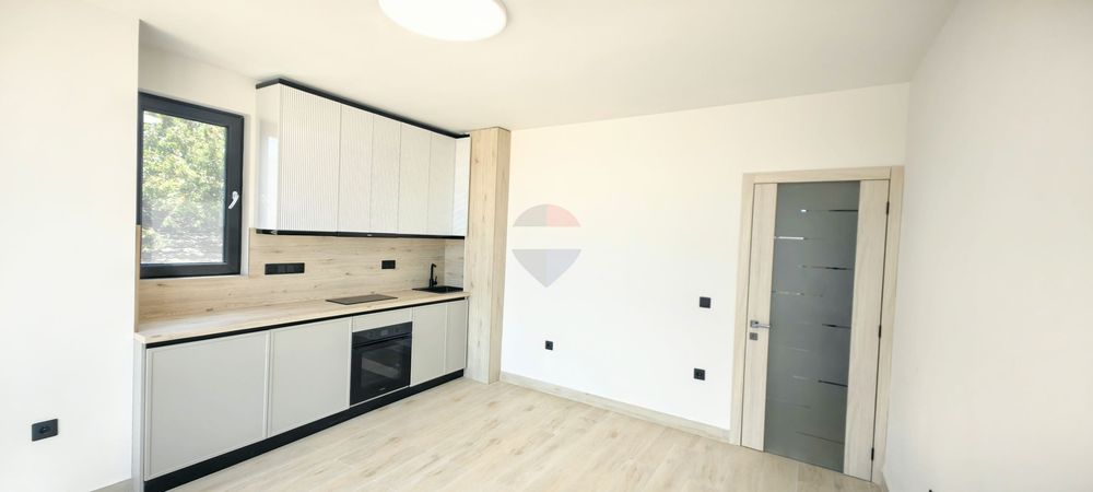 Продава се Тристаен апартамент в Варна, Аспарухово - 71 кв.м за 3092 €/кв.м - Снимка #4