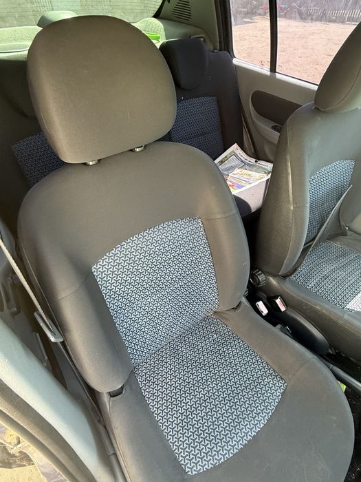 Renault Scenic și Renault Symbol pentru dezmembrari