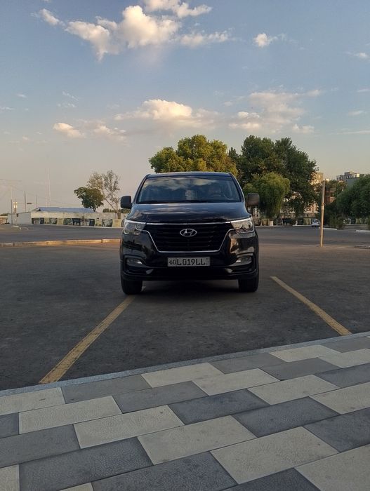 Hyundai grand starex 2020