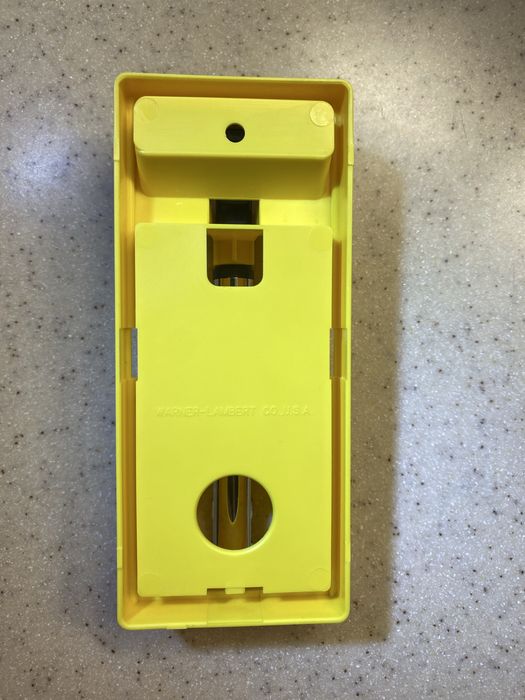 Бритвенный станок SCHICK, новый