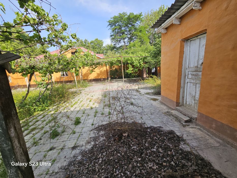 4 xonalik xovli uy sotiladi