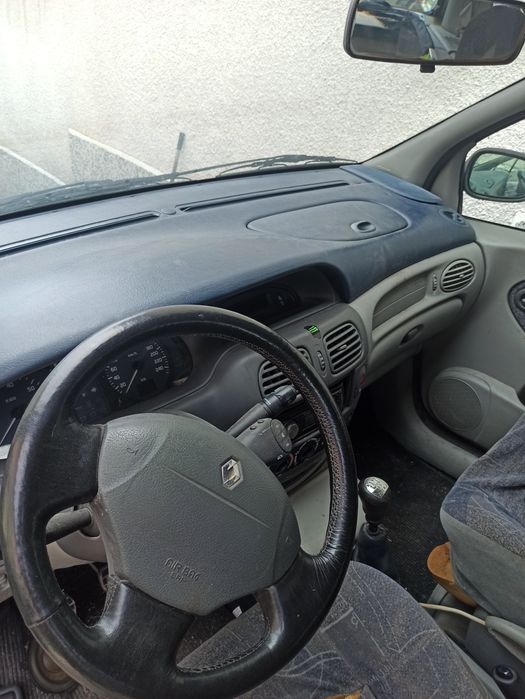 Рено меган Сценик бензин