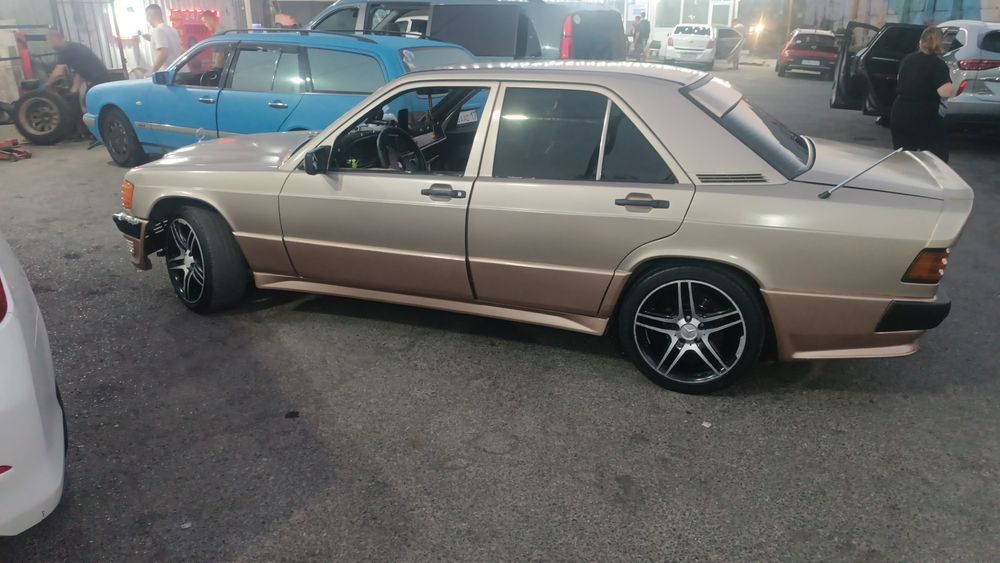 Мерс 190сатылады