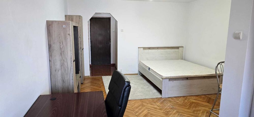 Inchirez garsoaniera zona metrou Costin Georgian/Morarilor — fotografia 1
