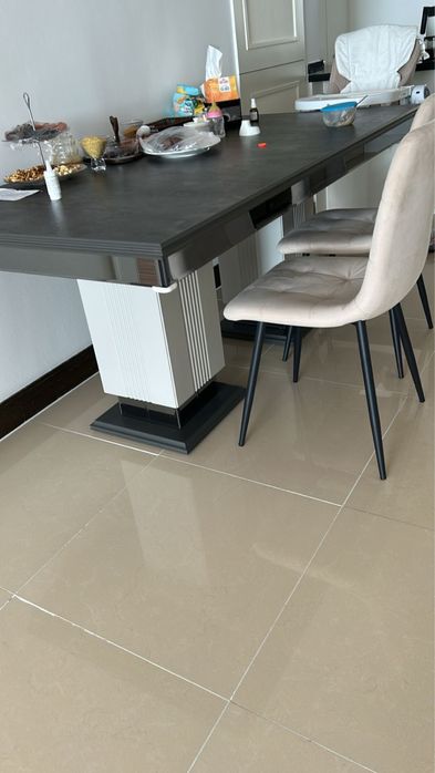 Продам стол ,в хорошем состоянии