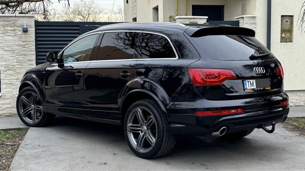 Audi Q7 2010 S-Line Plus 3.0 TDI Quattro Panoramic 3X S-Line Full LED