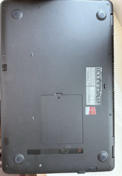 Ноубук Asus черный
