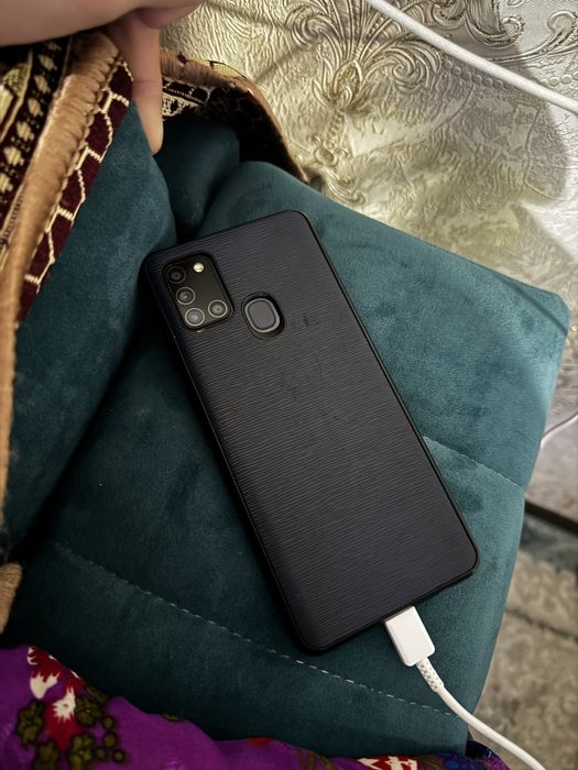 Продам телефон Samsung A21s