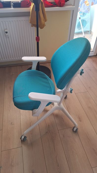 Детски стол за компютър