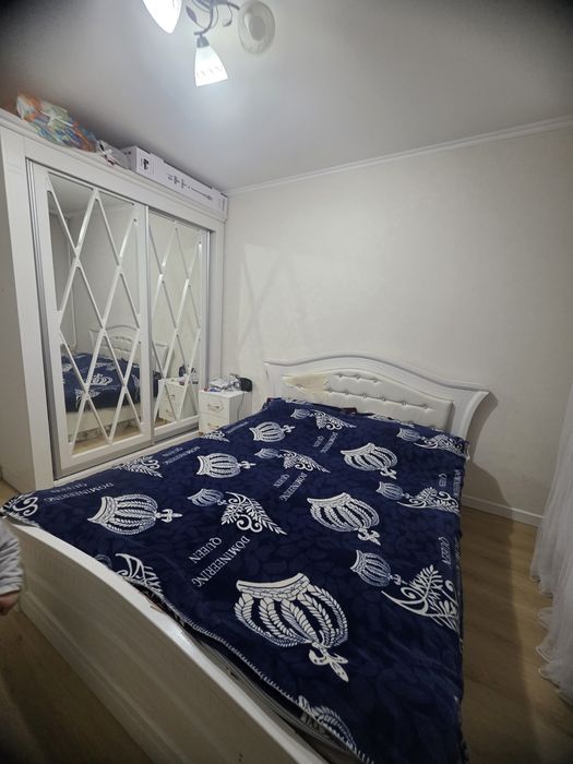 Спальный гарнитур 80000