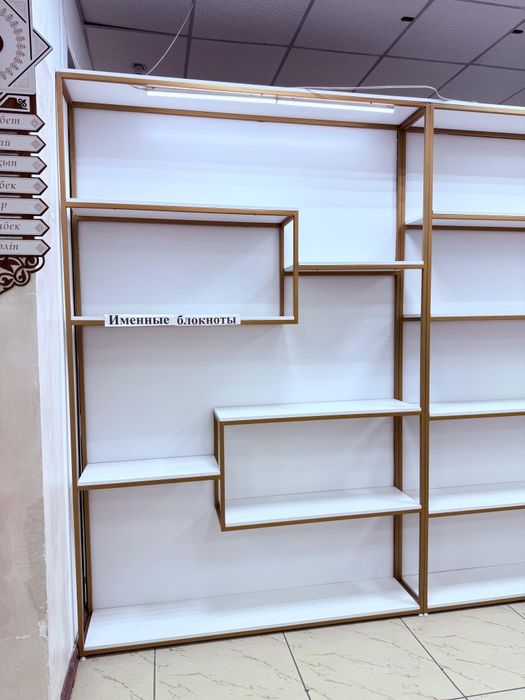 Продам витрины для одежды