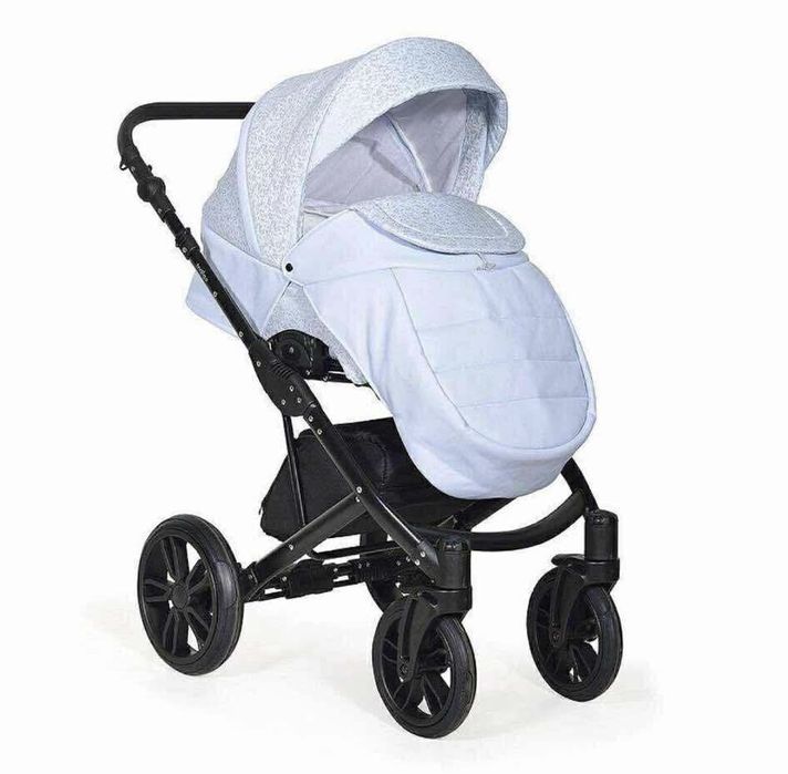 Бебешка количка Baby Giggle MIO 3 в 1 светло синя