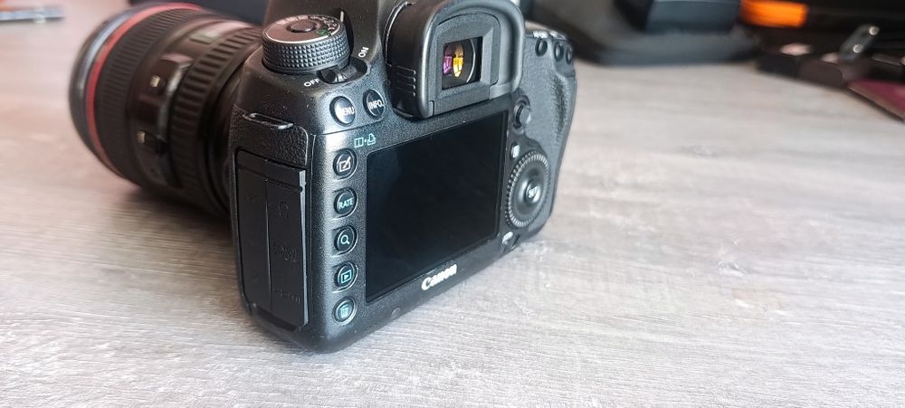 Canon 5D mark 3   24 105 obektiv bn