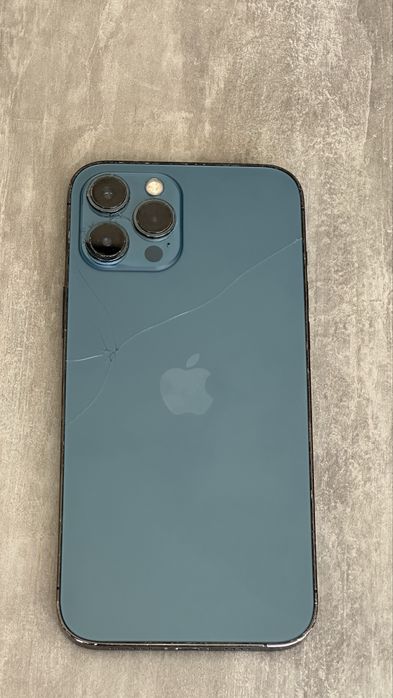 Iphone 12 pro max Ideal