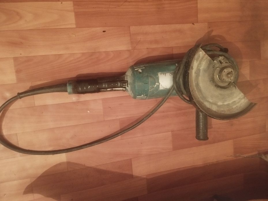 Болгарка 230., Makita