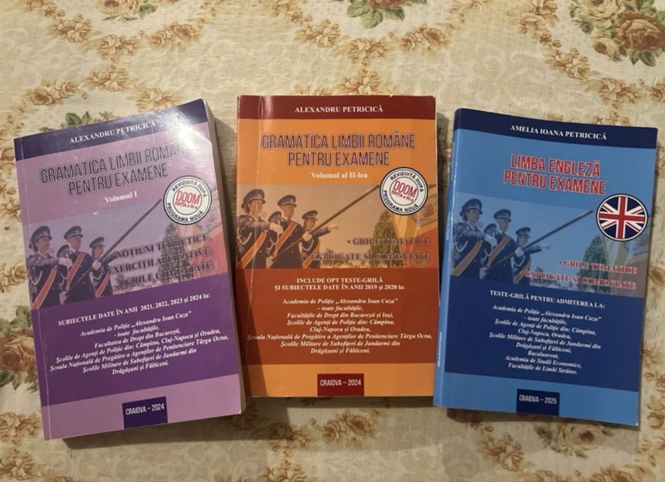 Pachet cărți poliție
