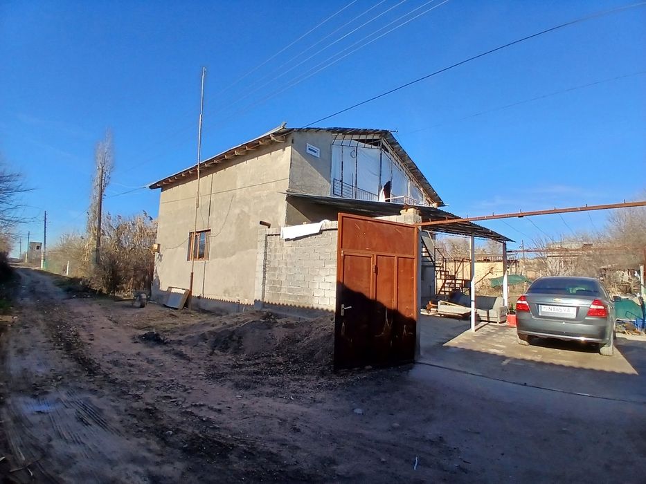 2018 йил яшашга топширилган пишган гишдан бакувват килиб курулган