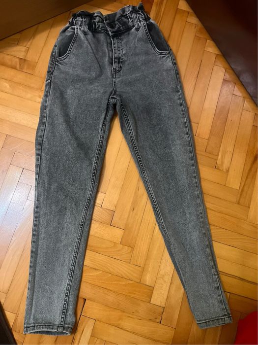 Сиви дънки с ластик в талията!