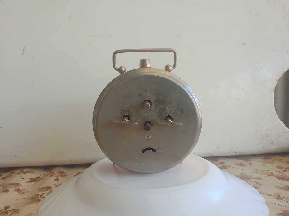 Ceas desteptator de masa - mecanic Jnsa .