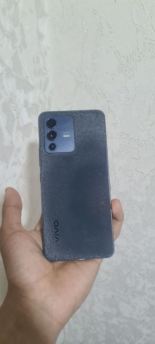 Vivo V23 5G telefoni
