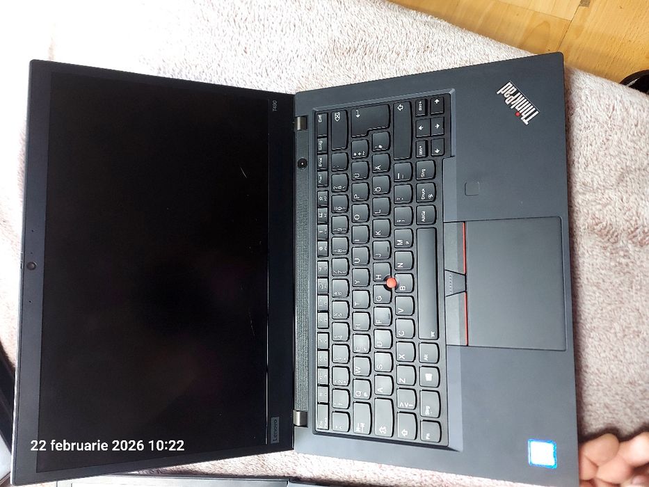 Dezmembrez Lenovo T490,T490s incomplete ecrane sparte ,placi bune