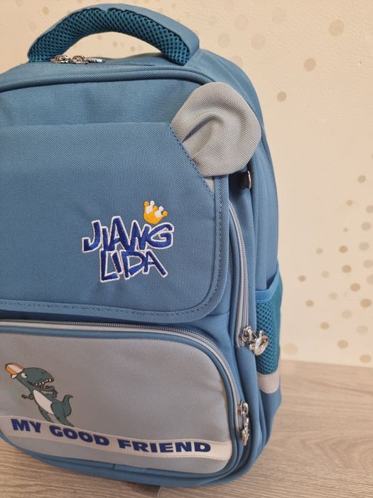 Школьный рюкзак новый