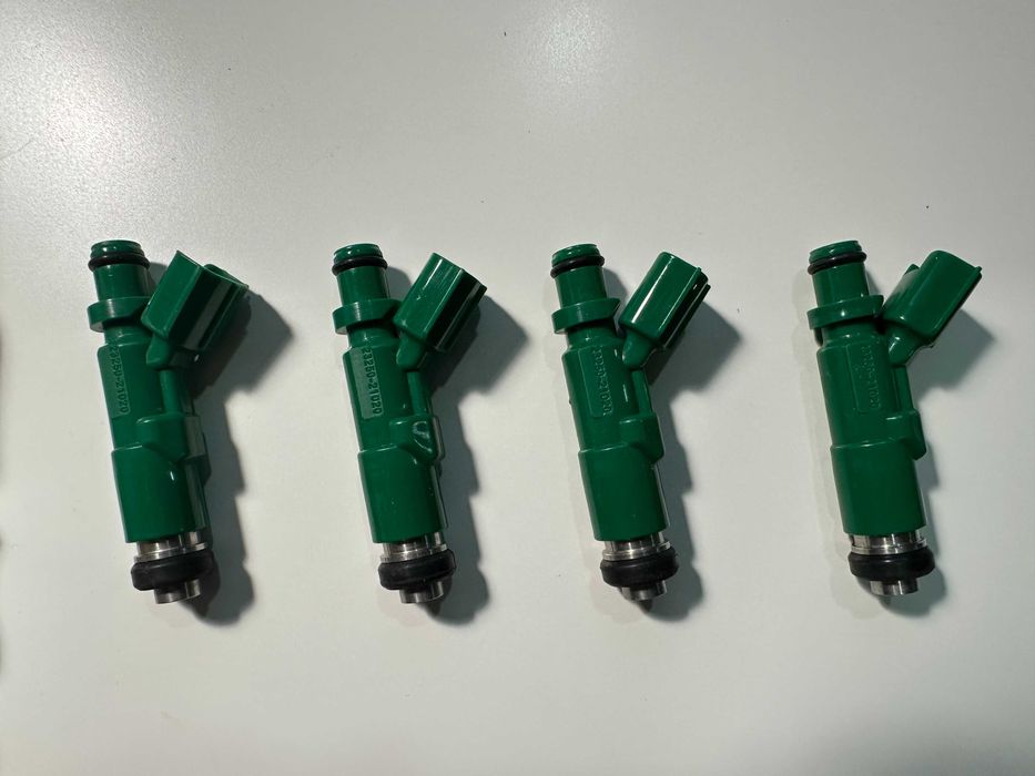 4 INJECTOARE AISAN / DENSO - OEM - Toyota Prius motor 1.5 (2004 -2009)