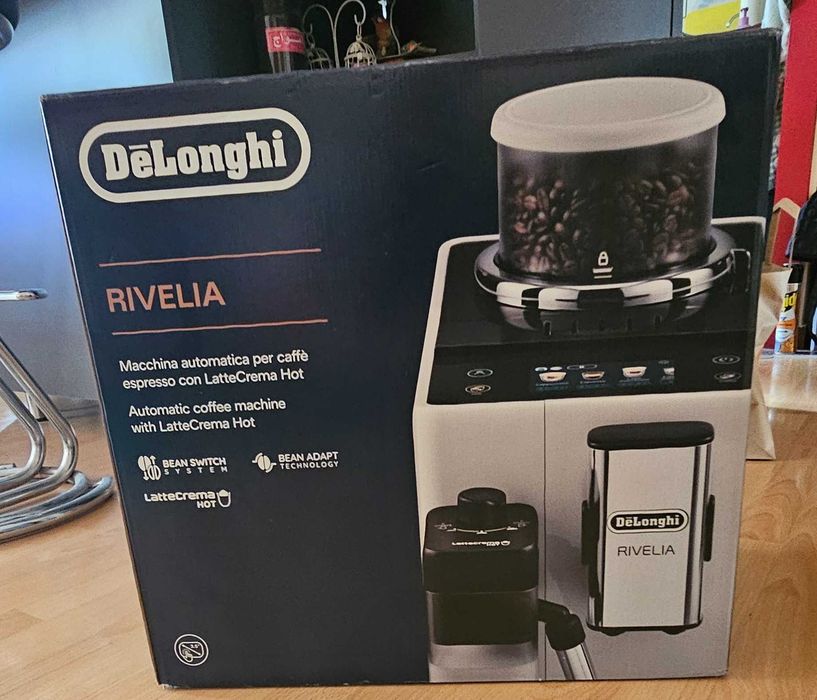 Expressor automat Rivelia Delongi