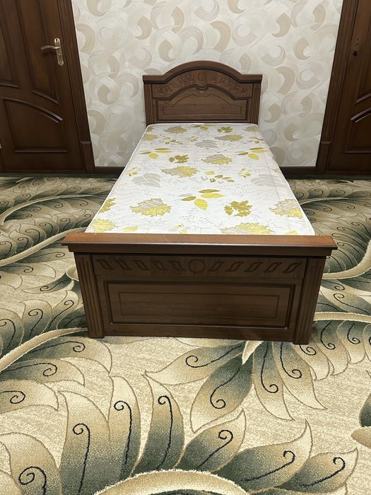 Кровать с ортопедический матрасом 5 штук