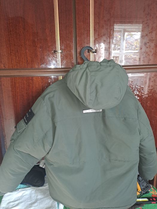 Продам куртку зимнюю